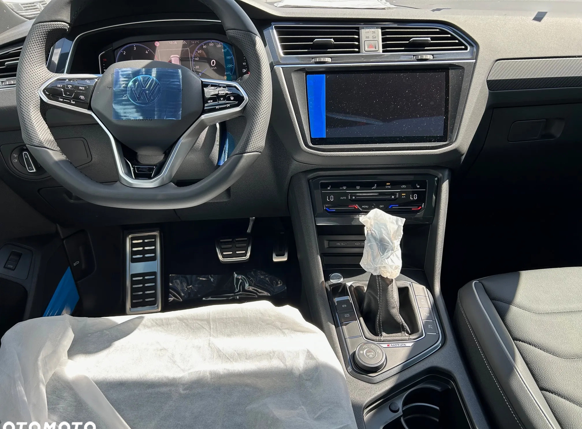 Volkswagen Tiguan cena 234160 przebieg: 10, rok produkcji 2024 z Olszyna małe 37